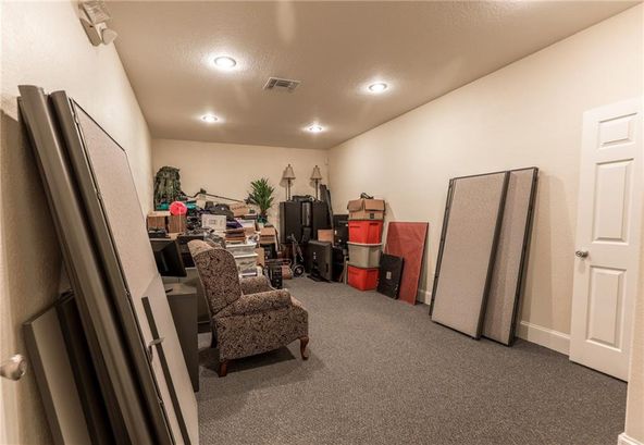 1300 London, Bowie, TX 76230